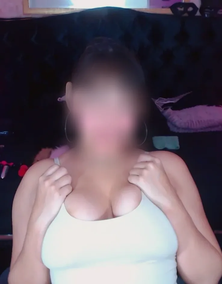 Sophia, 26