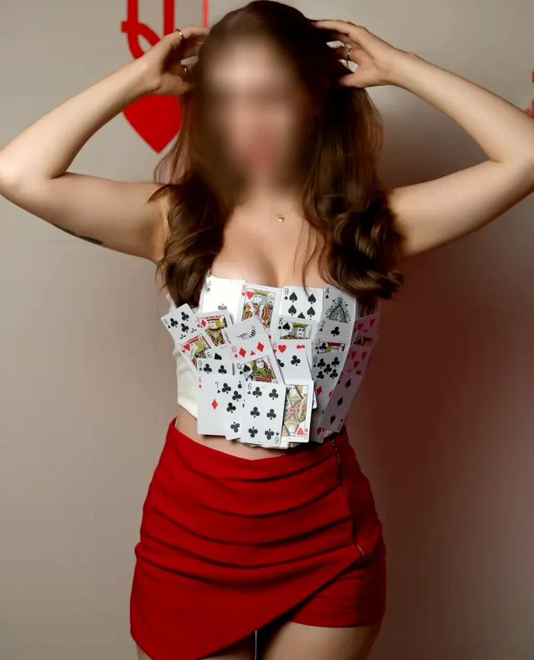 Thea, 20