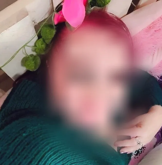 Yvonne, 36